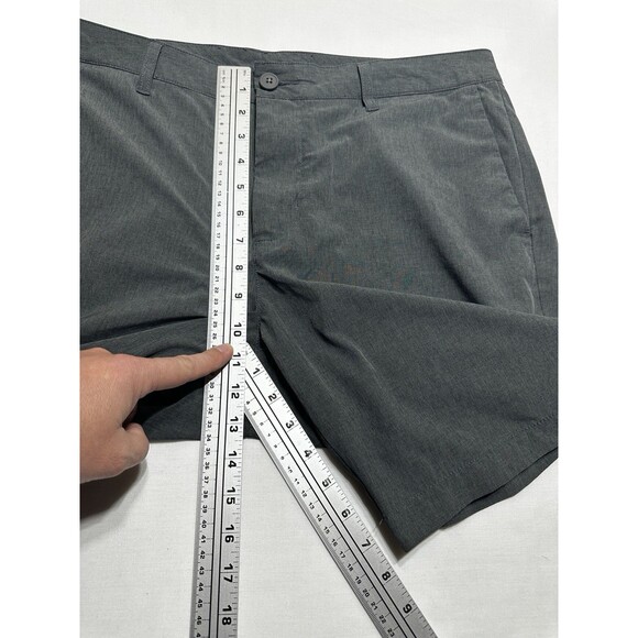 Tommy Bahama Golf Shorts Gray Golf Marlin Mens Size 36 Casual Pockets - Picture 7 of 11